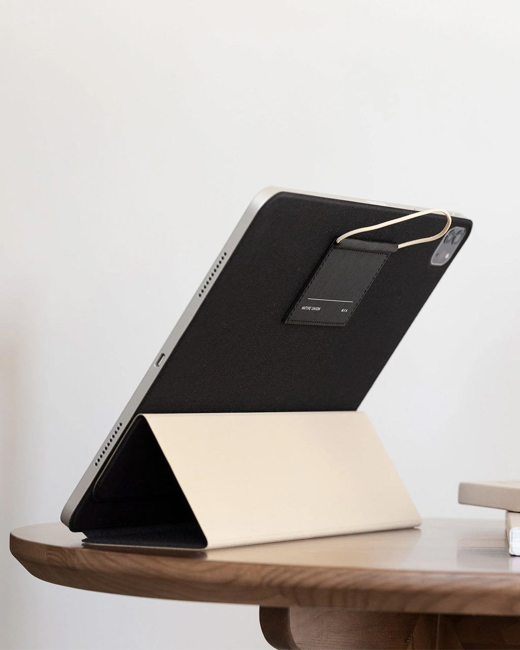 Native Union W.F.A iPad Folio | Black